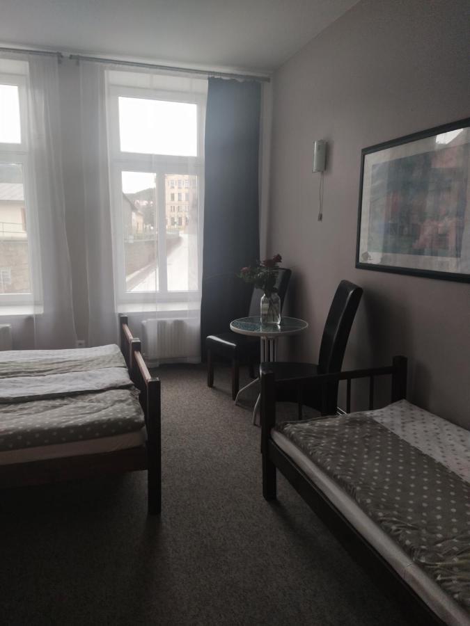Hotel Koruna Penzion Teplice nad Metují 외부 사진