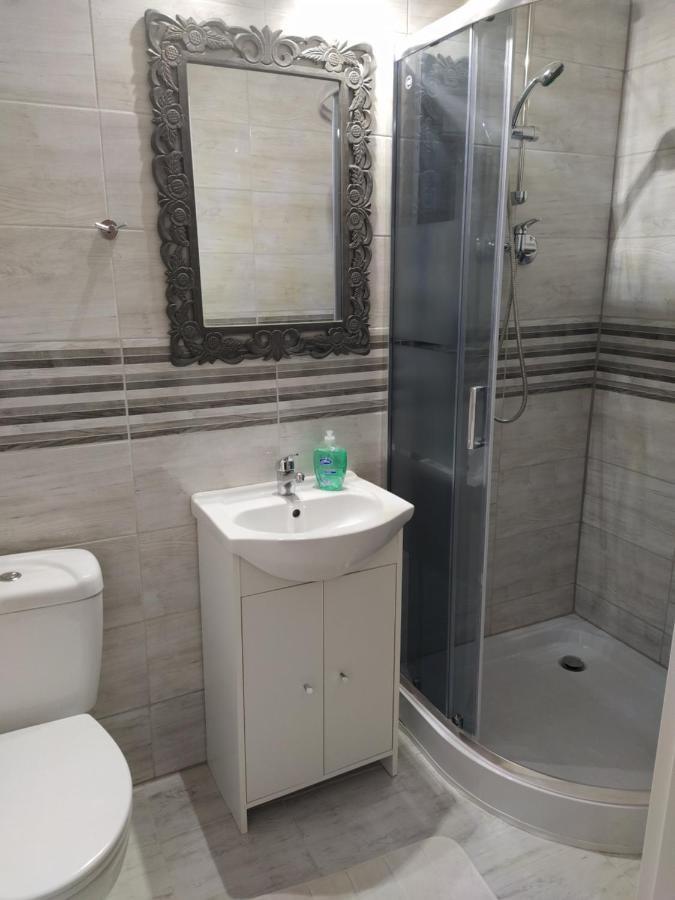 Hotel Koruna Penzion Teplice nad Metují 외부 사진