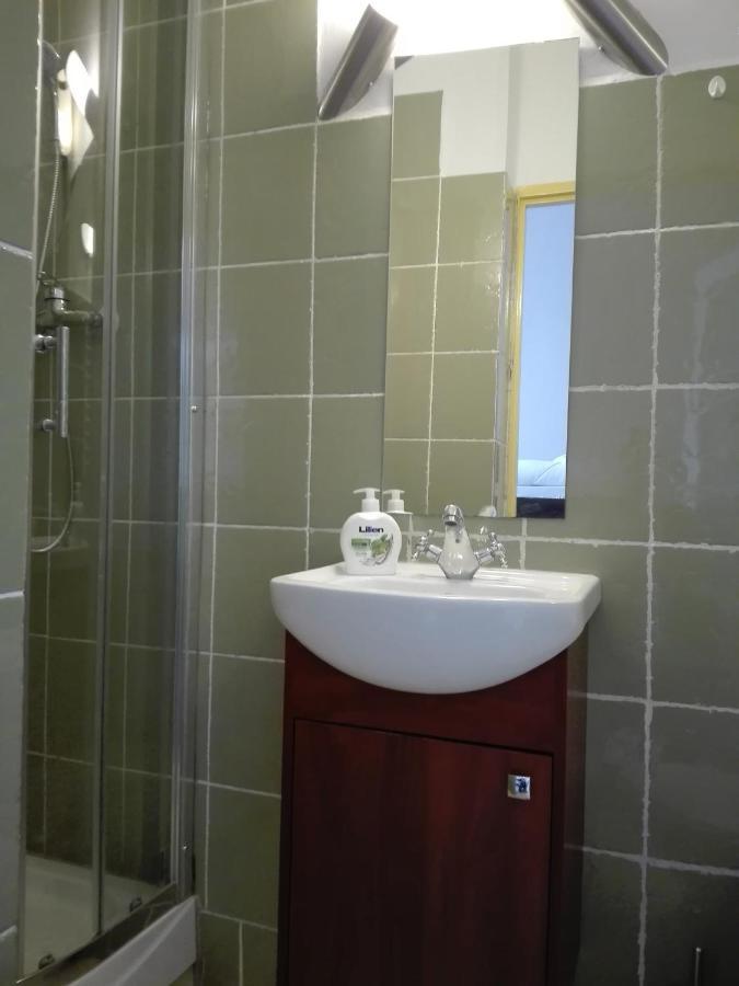 Hotel Koruna Penzion Teplice nad Metují 외부 사진