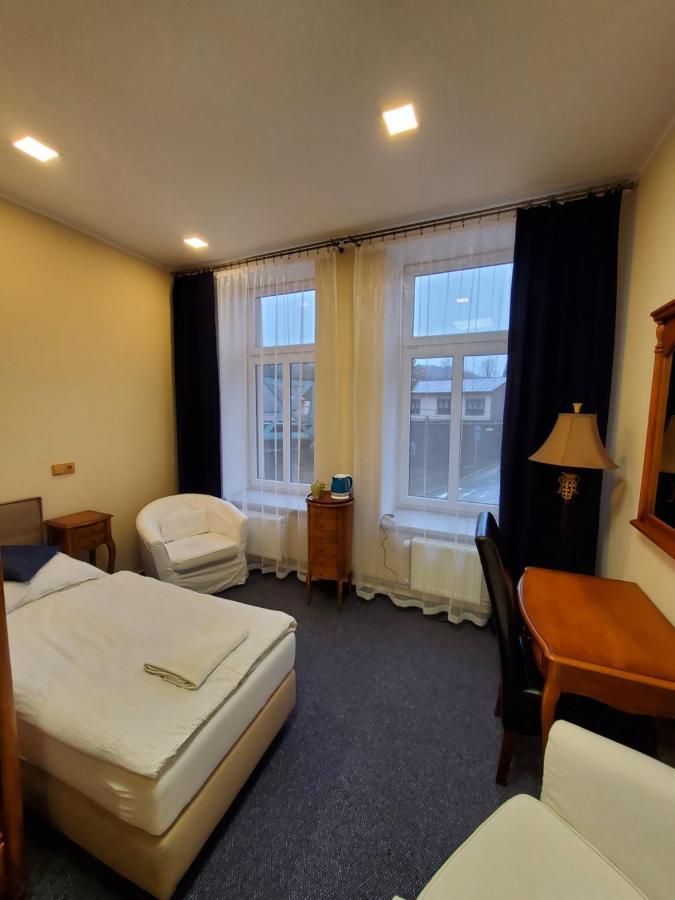 Hotel Koruna Penzion Teplice nad Metují 외부 사진