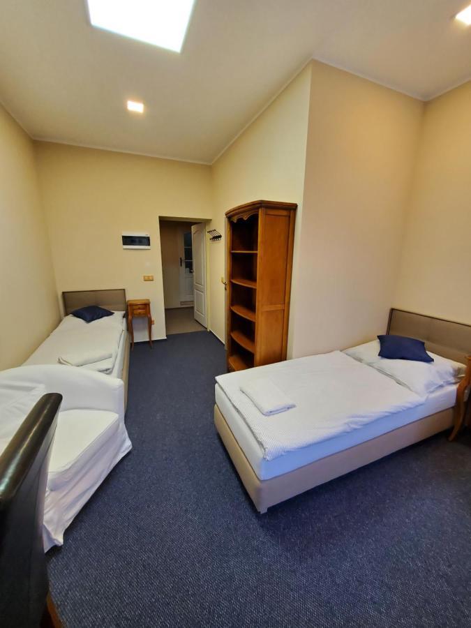 Hotel Koruna Penzion Teplice nad Metují 외부 사진